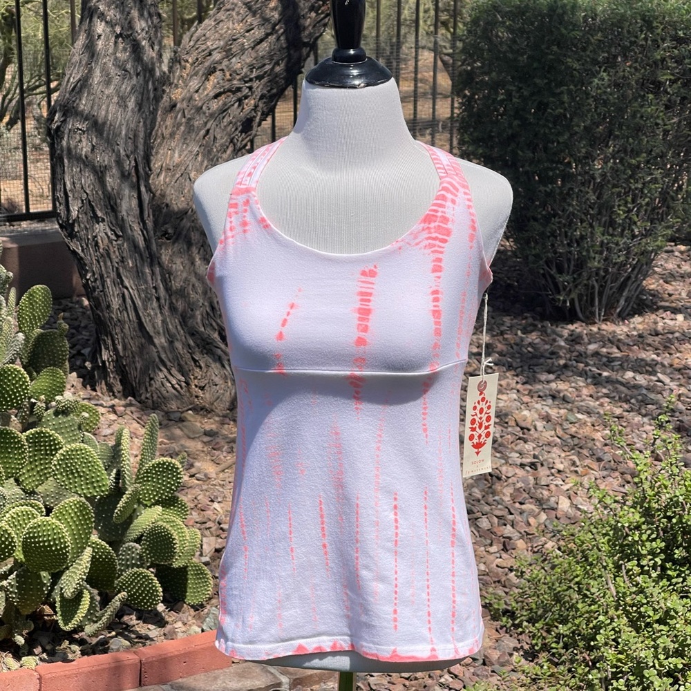 NWT - SOLOW Athletic Top